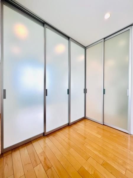 アパートメンツ三田の居間・リビング