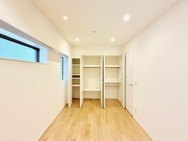 アパートメンツ三田の居間・リビング