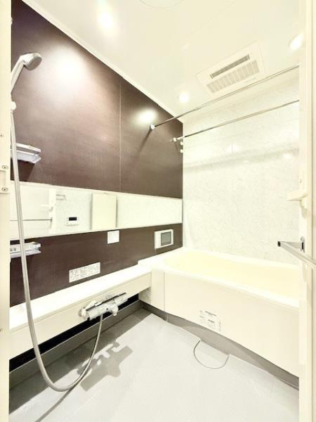 アパートメンツ三田の浴室