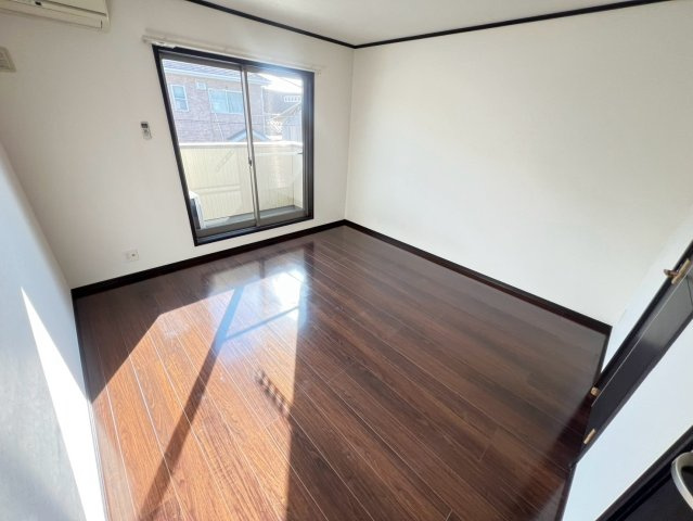 【寝室】 | 洋室①☆