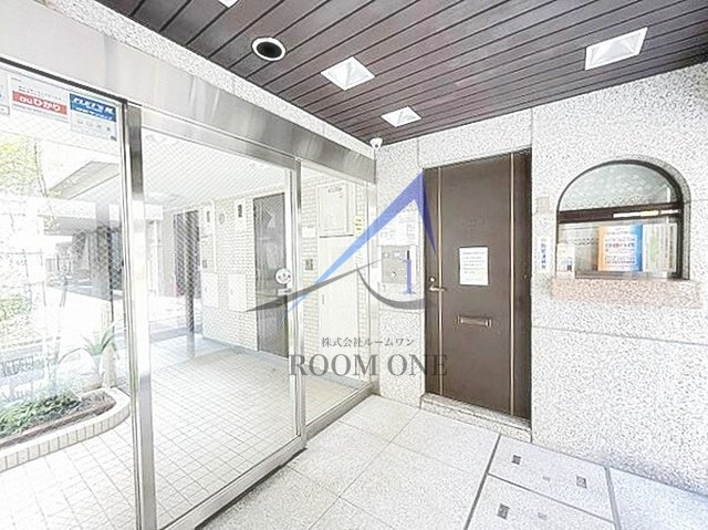 ライオンズマンション六本木第３のエントランス|エントランスです。