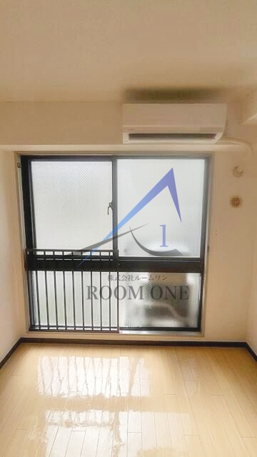 ライオンズマンション六本木第３の居間・リビング|洋室のお部屋です。