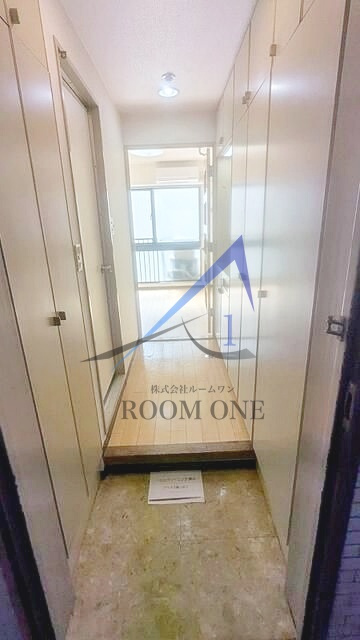 ライオンズマンション六本木第３の玄関|玄関です。