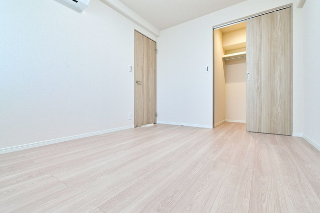 【収納】 | ＭＡＣ箱崎コート | 各部屋にはクローゼットを完備しています！収納が多いお家はすっきりして快適空間です