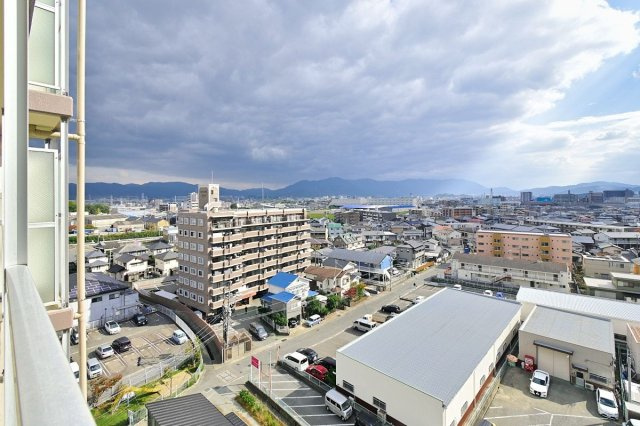 【展望】 | ＭＡＣ箱崎コート | 高層階からの景色はこのお部屋の特権です♪前面はさえぎる高層ビルもなく、美しい青空の眺望が広がります