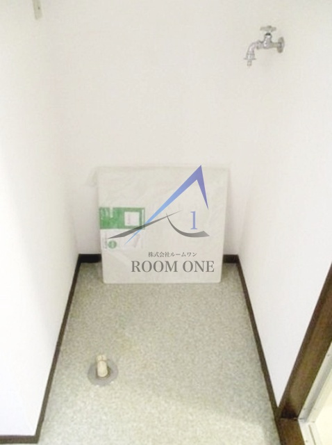 リベラルオビの設備|洗濯機置き場です。