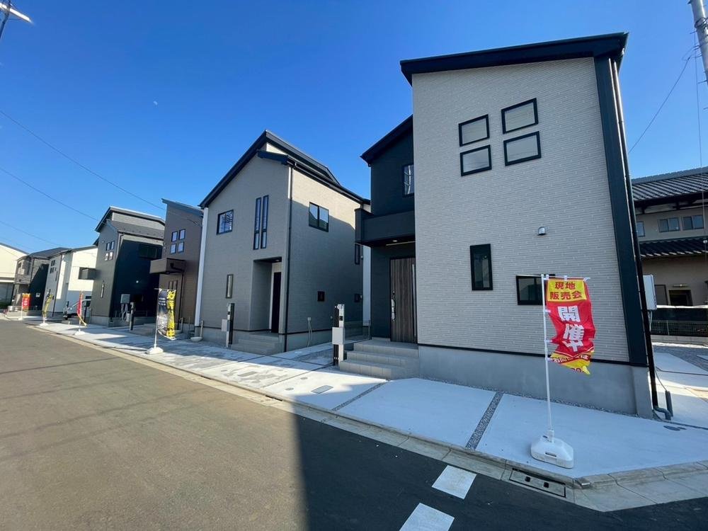 【GRAFARE　ZEH水準仕様】小平市栄町６期の外観|毎日の生活に欠かせない、お買い物施設・教育施設・医療施設が徒歩10分圏内に揃う充実の環境