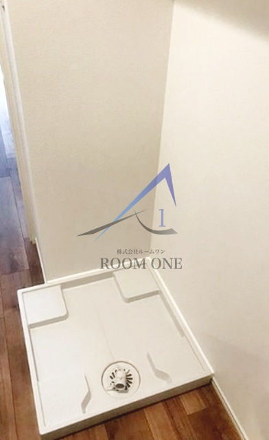 ウェルスクエアイズム下北沢の設備|洗濯機置場です。