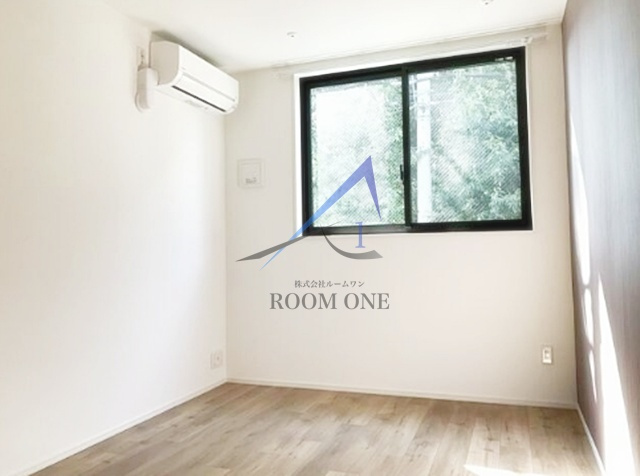 ウェルスクエアイズム下北沢の居間・リビング|洋室のお部屋です。