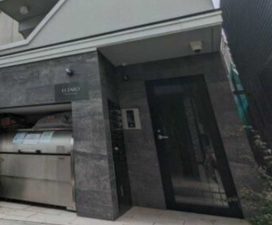 エルファーロ駒沢大学　ペット相談　敷金礼金0　駒沢公園徒歩圏内のエントランス