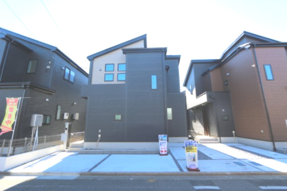 【GRAFARE　ZEH水準仕様】小平市栄町７期の外観