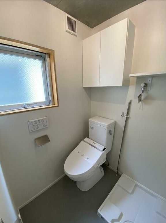 PASEOSANGENJAYAEASTWEST　敷金礼金0　フリーレント1か月　ネット0のトイレ