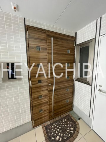 フォレストヴィラ入谷のエントランス