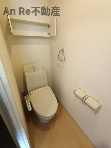 川口市大字安行西立野の賃貸マンションのトイレ