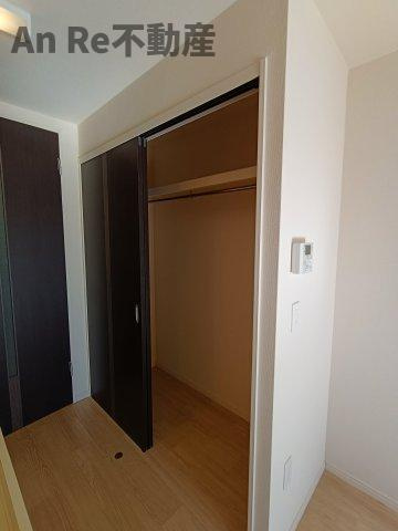 川口市大字安行西立野の賃貸マンションの収納