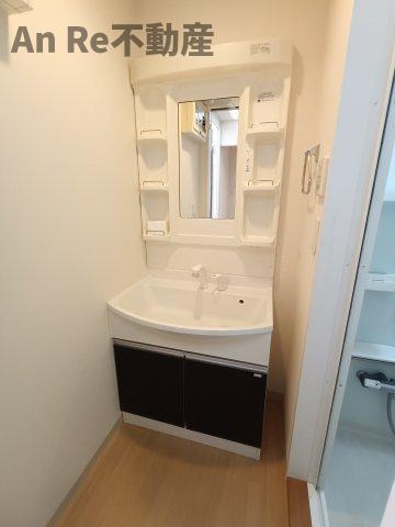 川口市大字安行西立野の賃貸マンションの洗面所