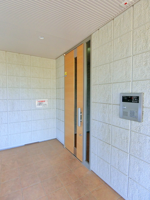 ふたばハウスのセキュリティ|★オートロック完備★