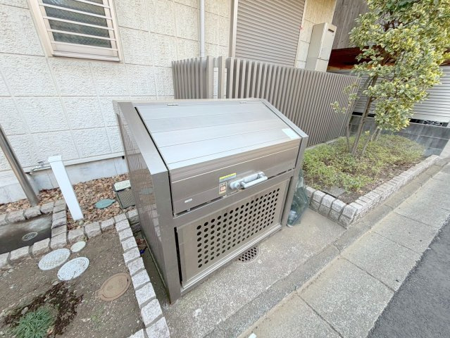 ふたばハウスのその他共用部分|★敷地内ゴミストッカー★