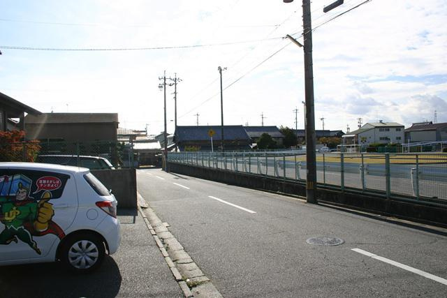 針崎一丁目 貸倉庫の駐車場