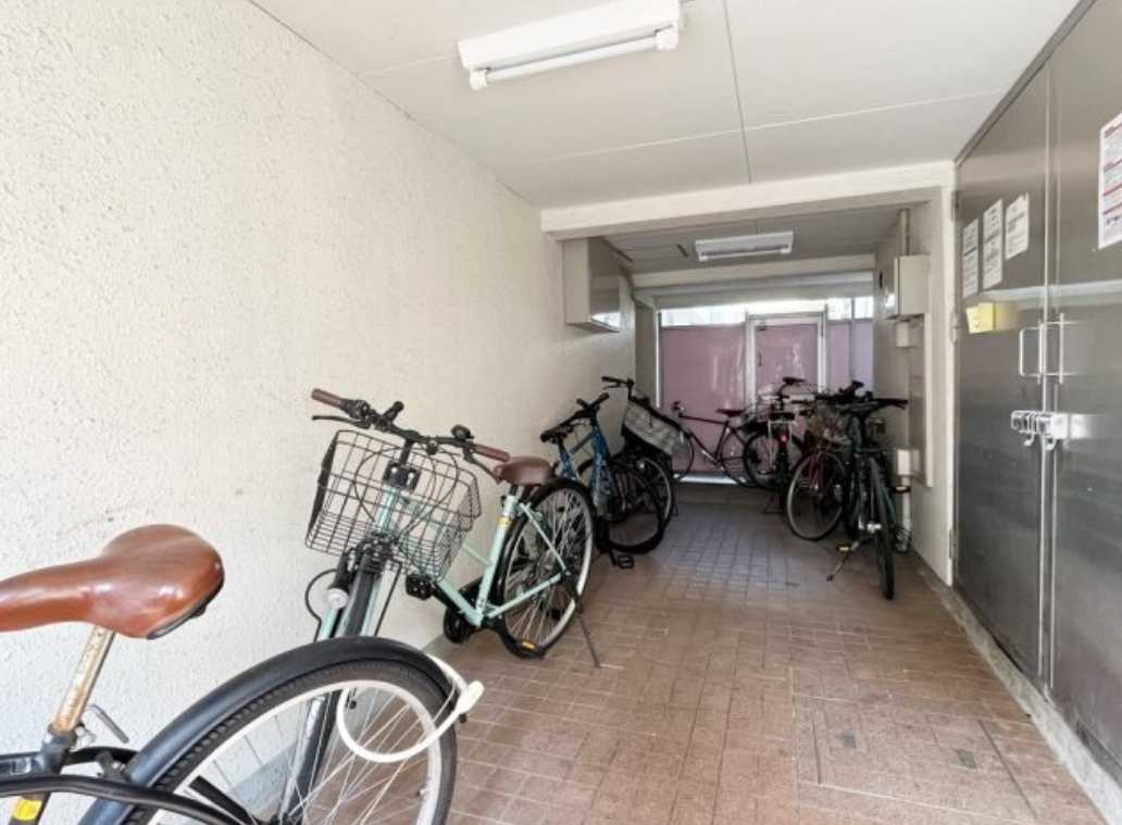 ハイシティ三軒茶屋第1　分譲賃貸　陽当たり良好　内装一部交換のその他共用部分