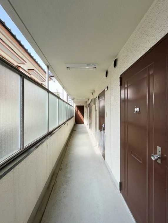 ハイシティ三軒茶屋第1　分譲賃貸　陽当たり良好　内装一部交換のロビー