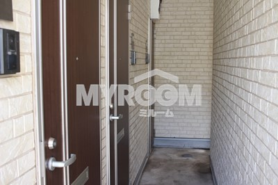 【その他共用部分】 | メゾン上北 | 共用廊下♪