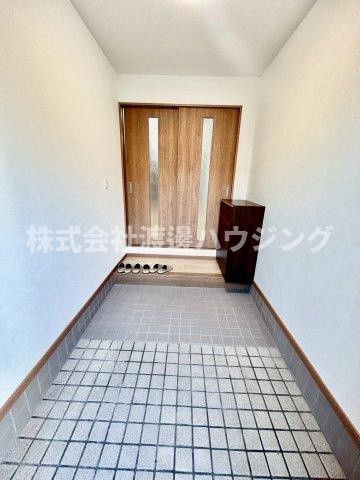 東中浜2丁目テラスハウスの玄関