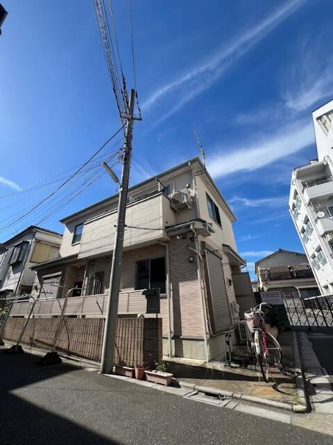 足立区関原2丁目のアパートの画像
