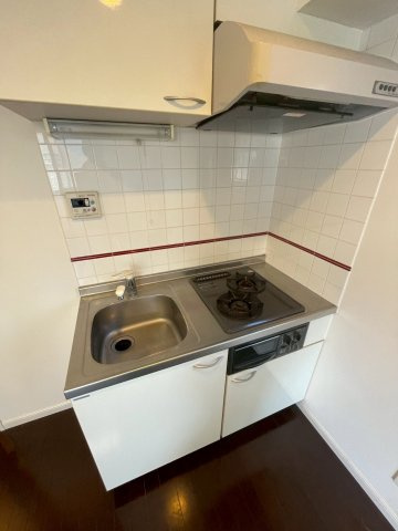 皐綾館のキッチン