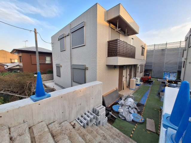 玉川野毛町パークサイドハウスBのエントランス