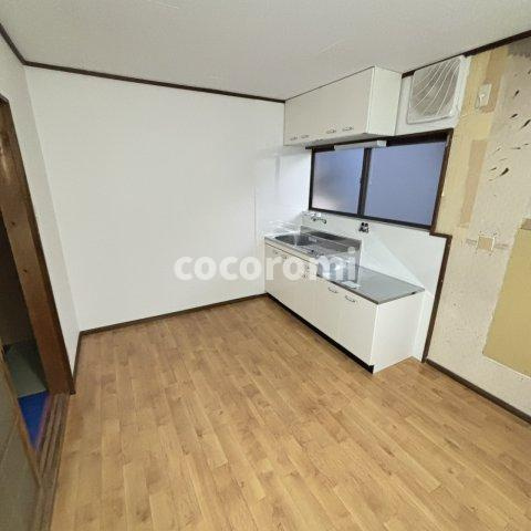 北岸和田戸建の居間・リビング