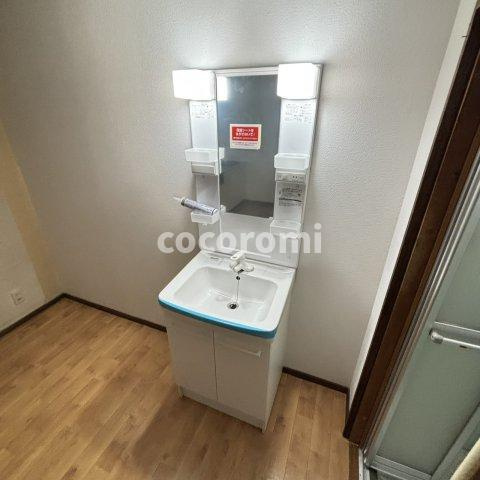 北岸和田戸建の洗面所