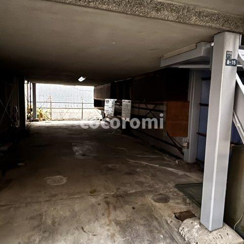 北岸和田戸建の駐車場