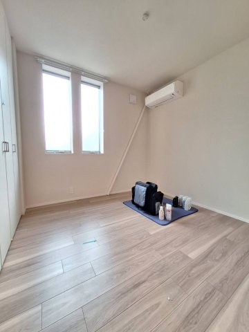 玉川野毛町パークサイドハウスCの居間・リビング|洋室4.5帖