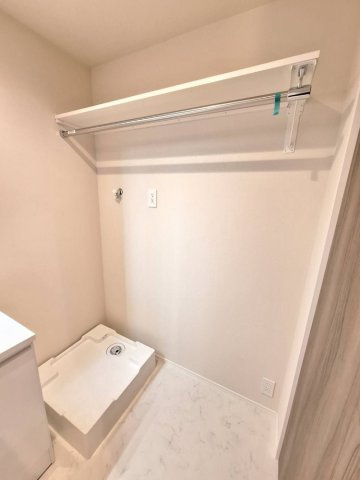 玉川野毛町パークサイドハウスCの内装|室内洗濯機置場