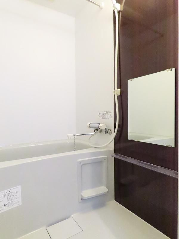 ルイ・レジデンス唐人町の浴室