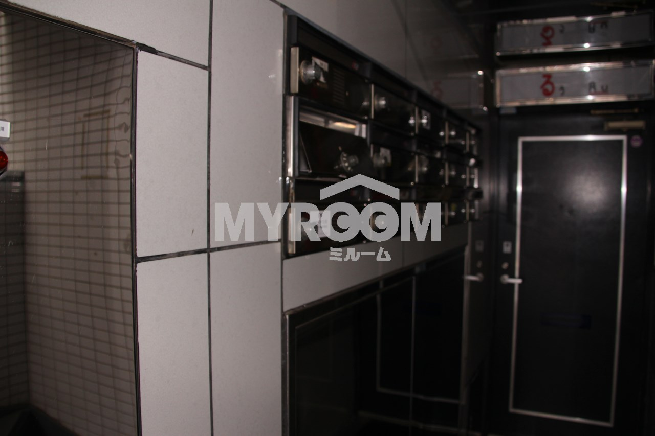 １５ビルの設備|郵便受け