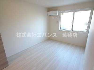 【洋室】 | リオハイト | 広々とした洋室です