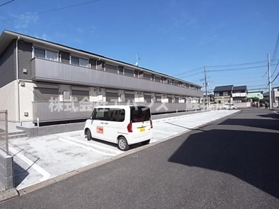 【駐車場】 | リオハイト | 駐車場があるので、車を買う予定の方も安心です