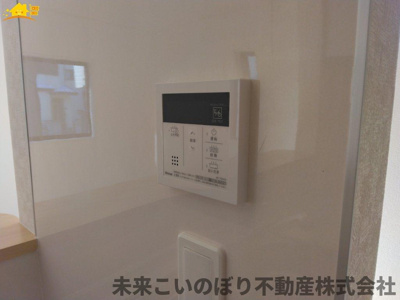 【発電・温水設備】 | Cradlegarden久喜市菖蒲町菖蒲第17 | 給湯スイッチパネルでリビングからお風呂のお湯の準備ができますよ