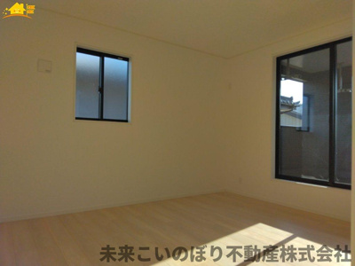 【寝室】 | Cradlegarden久喜市菖蒲町菖蒲第17 | 主寝室は大型ベッドもラクラク設置できます♪ゆとりある動線も確保でき、ゆったりとお寛ぎいただけます♪