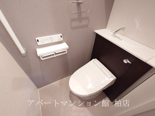 エスタブレBのバルコニー|同施工会社、同型タイプです
