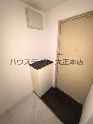 【玄関】 | ZEUS阿波座セレブコート 仲介手数料無料