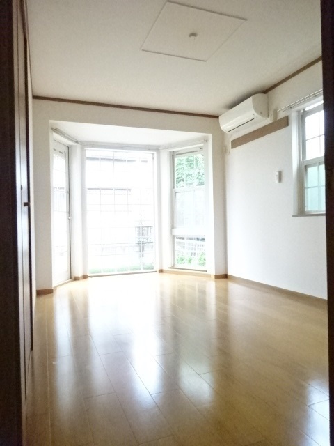 パルテールの居間・リビング