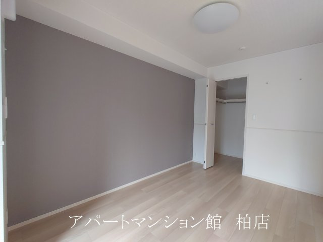 モーヴソレイユの寝室|同施工会社、同型タイプです