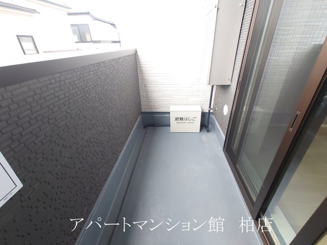 モーヴソレイユのバルコニー|同施工会社、同型タイプです