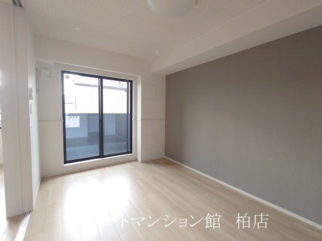 モーヴソレイユの洋室|同施工会社、同型タイプです