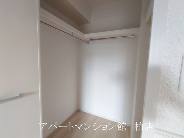 モーヴソレイユの収納|同施工会社、同型タイプです