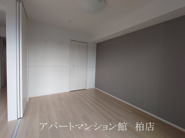 モーヴソレイユの寝室|同施工会社、同型タイプです