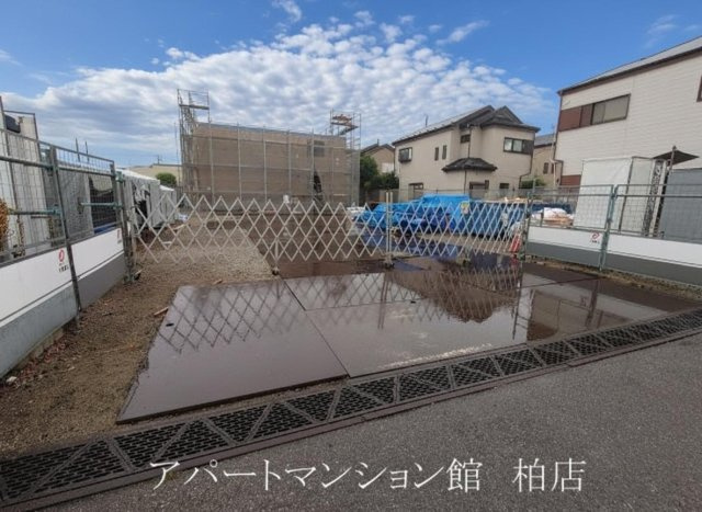 モーヴソレイユの駐車場